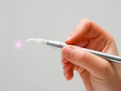 جراحی هموروئید با لیزر در منطقه مرودشت