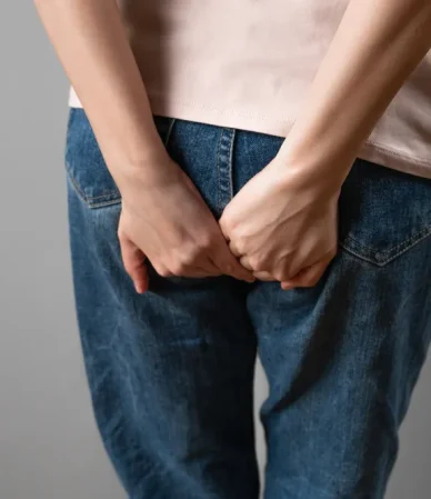 بی اختیاری مدفوع: علل، درمان و پیشگیری برای بهبود کیفیت زندگی