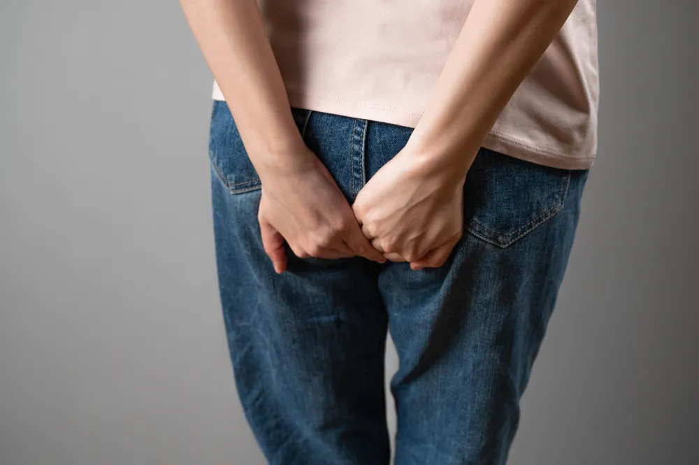 بی اختیاری مدفوع: علل، درمان و پیشگیری برای بهبود کیفیت زندگی